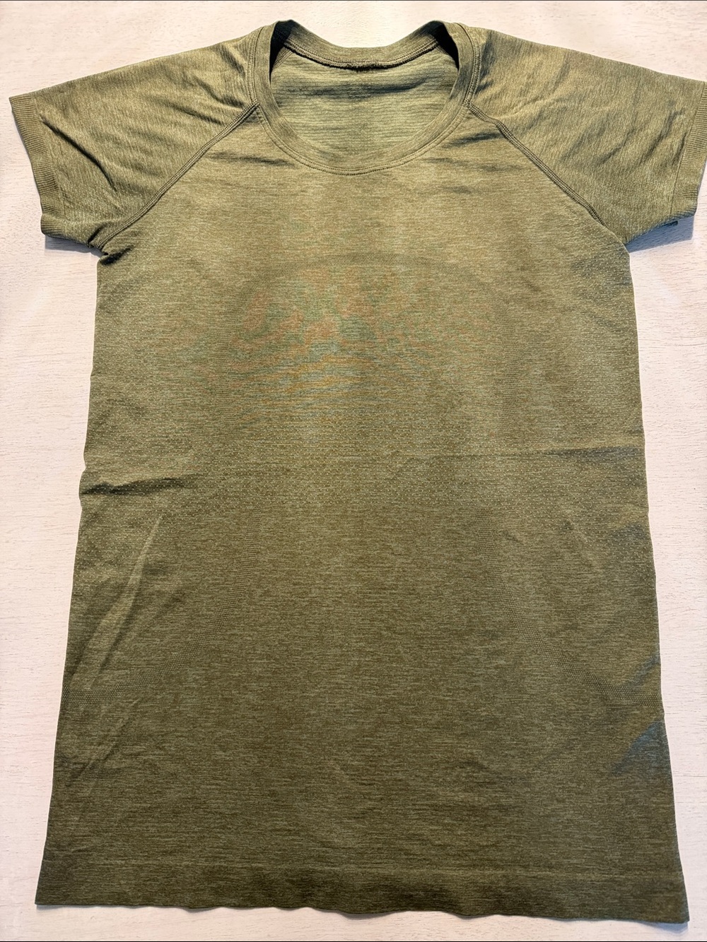 Women’s Swiftly shirt size 8